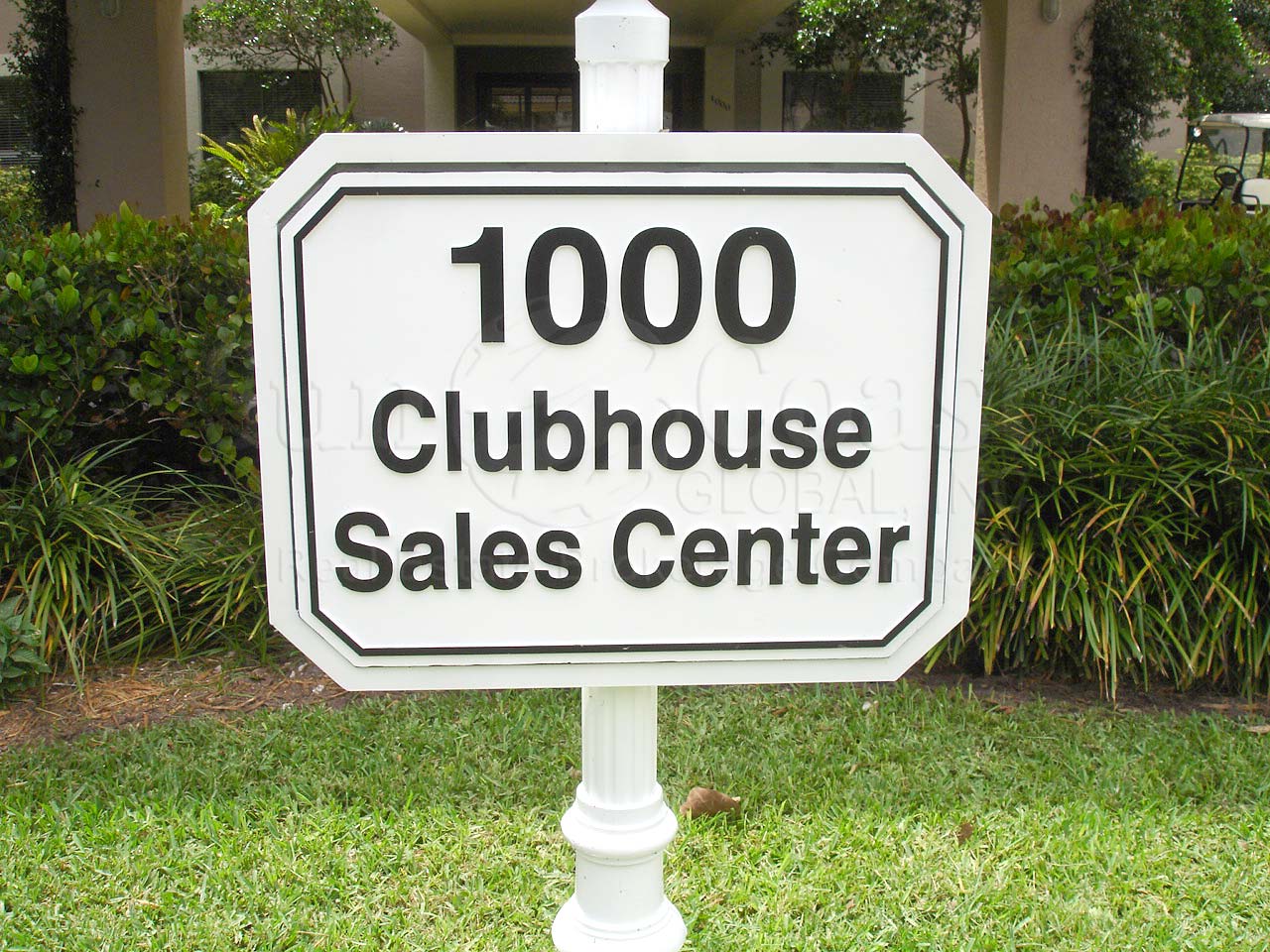ARBOR TRACE Clubhouse Signage