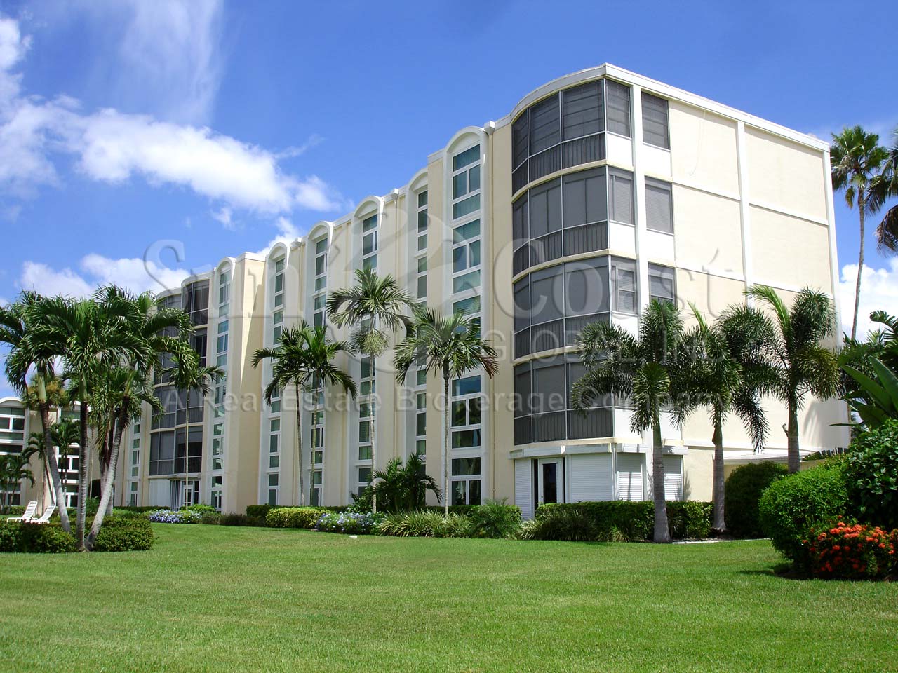 Colony Gardens Condominiums with Lanais 