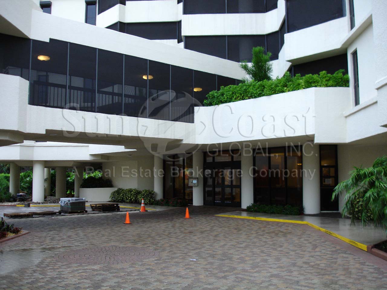 Esplanade Club Entrance into the Condominium 