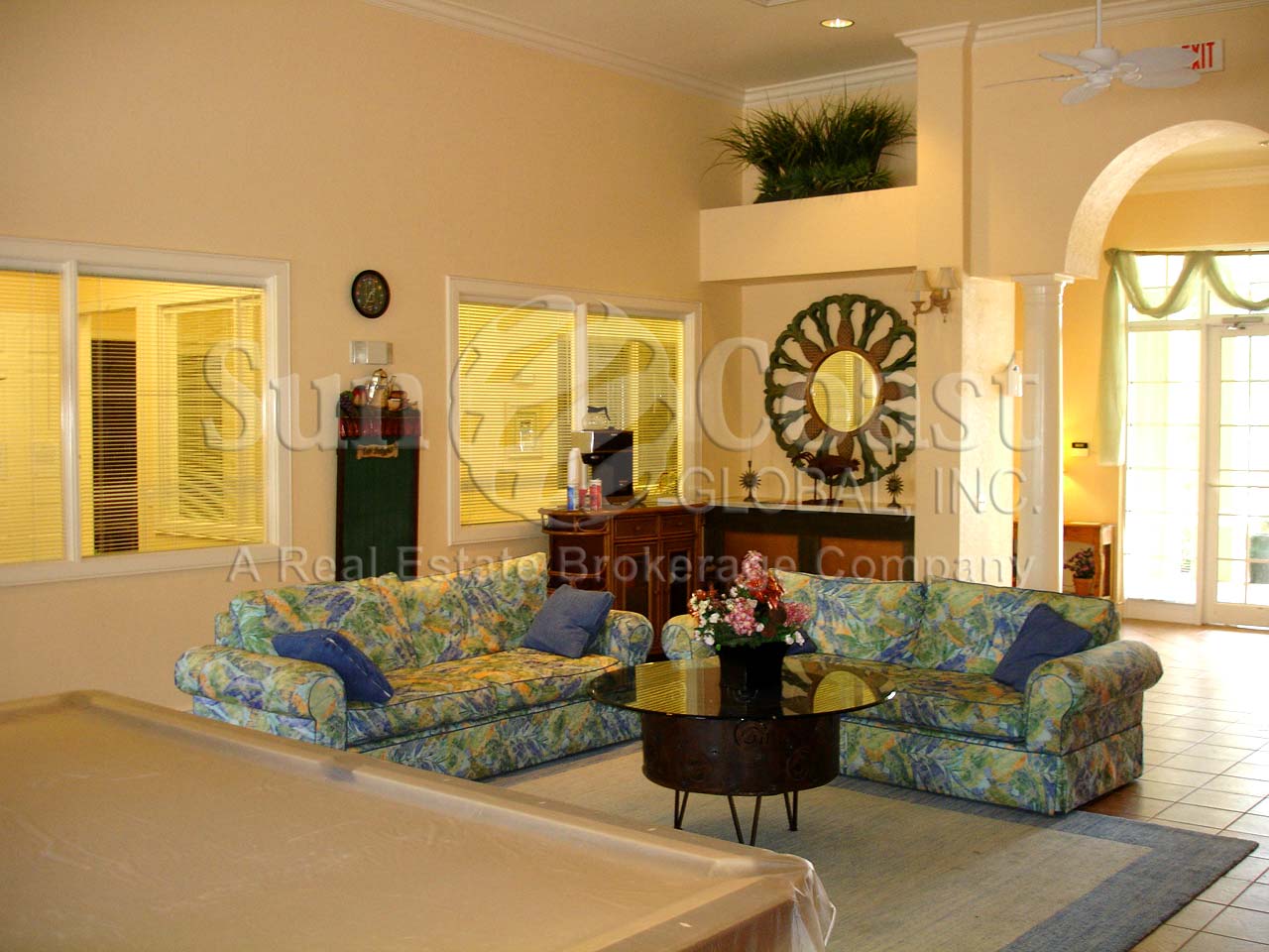 KEY ROYAL Clubhouse Community Room 