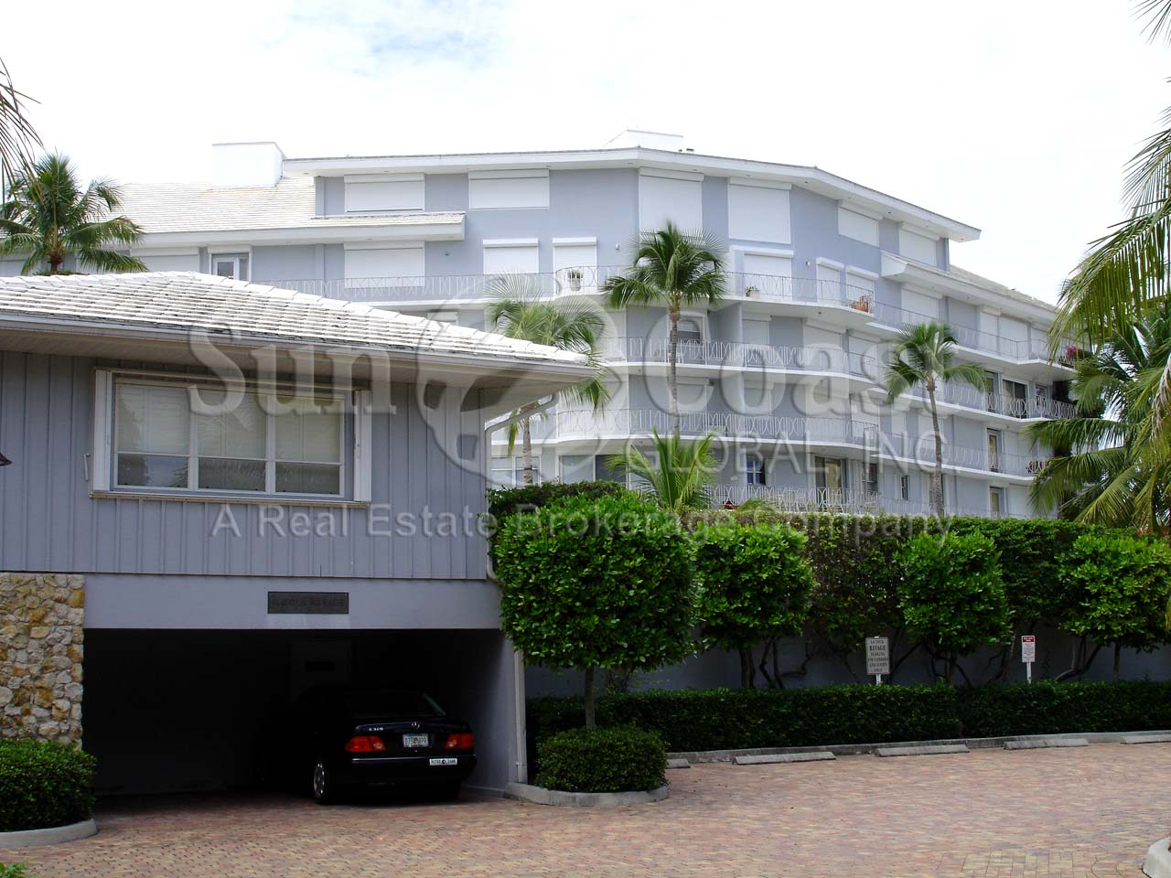 La Tour Rivage Condominiums with Detached Covered Parking