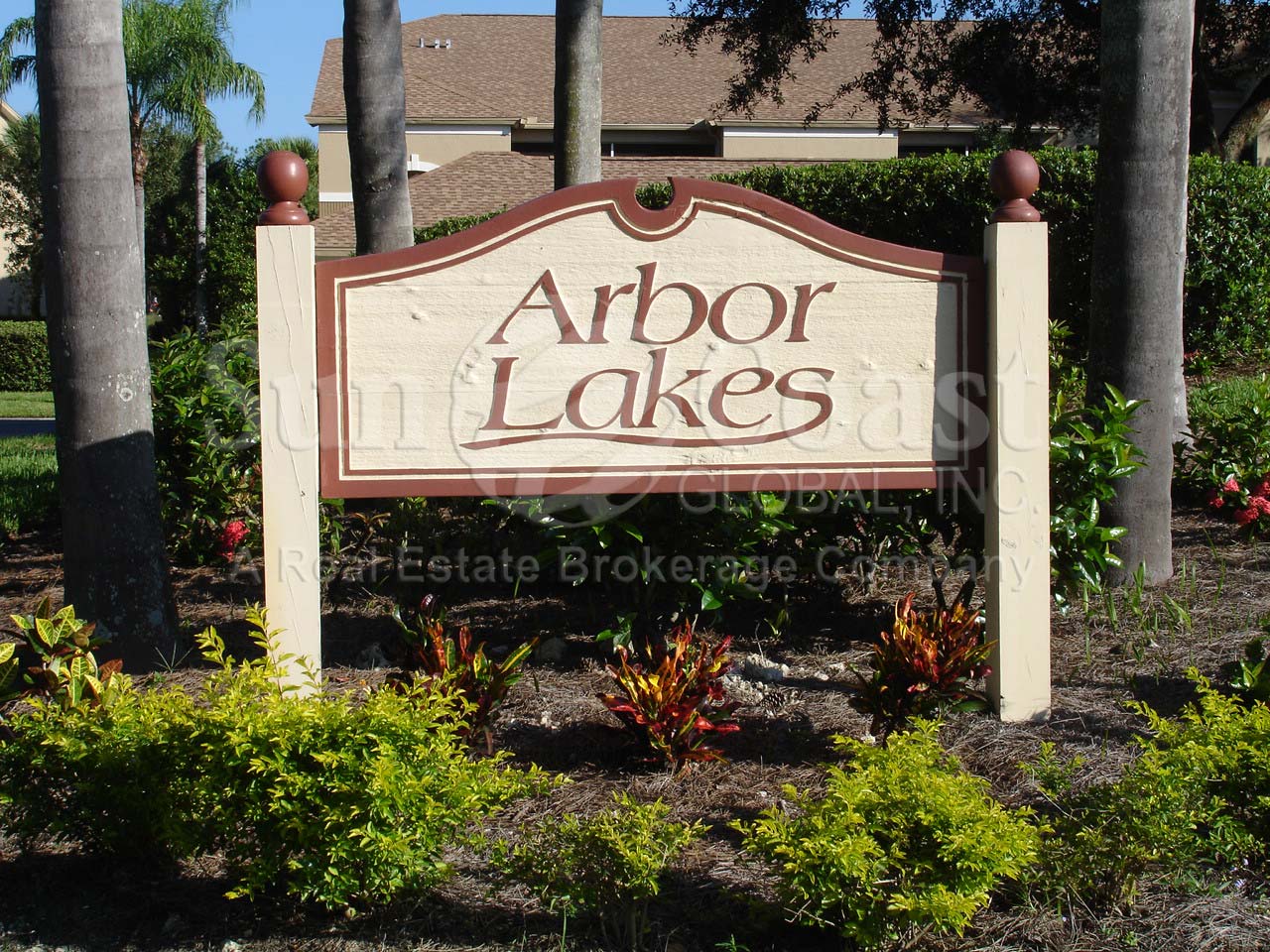 Arbor Lakes signage