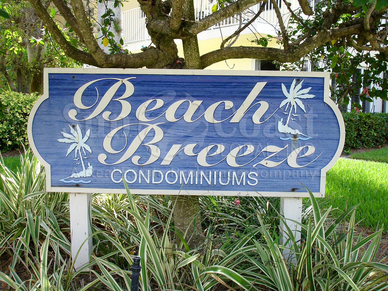 Beach Breeze Signage