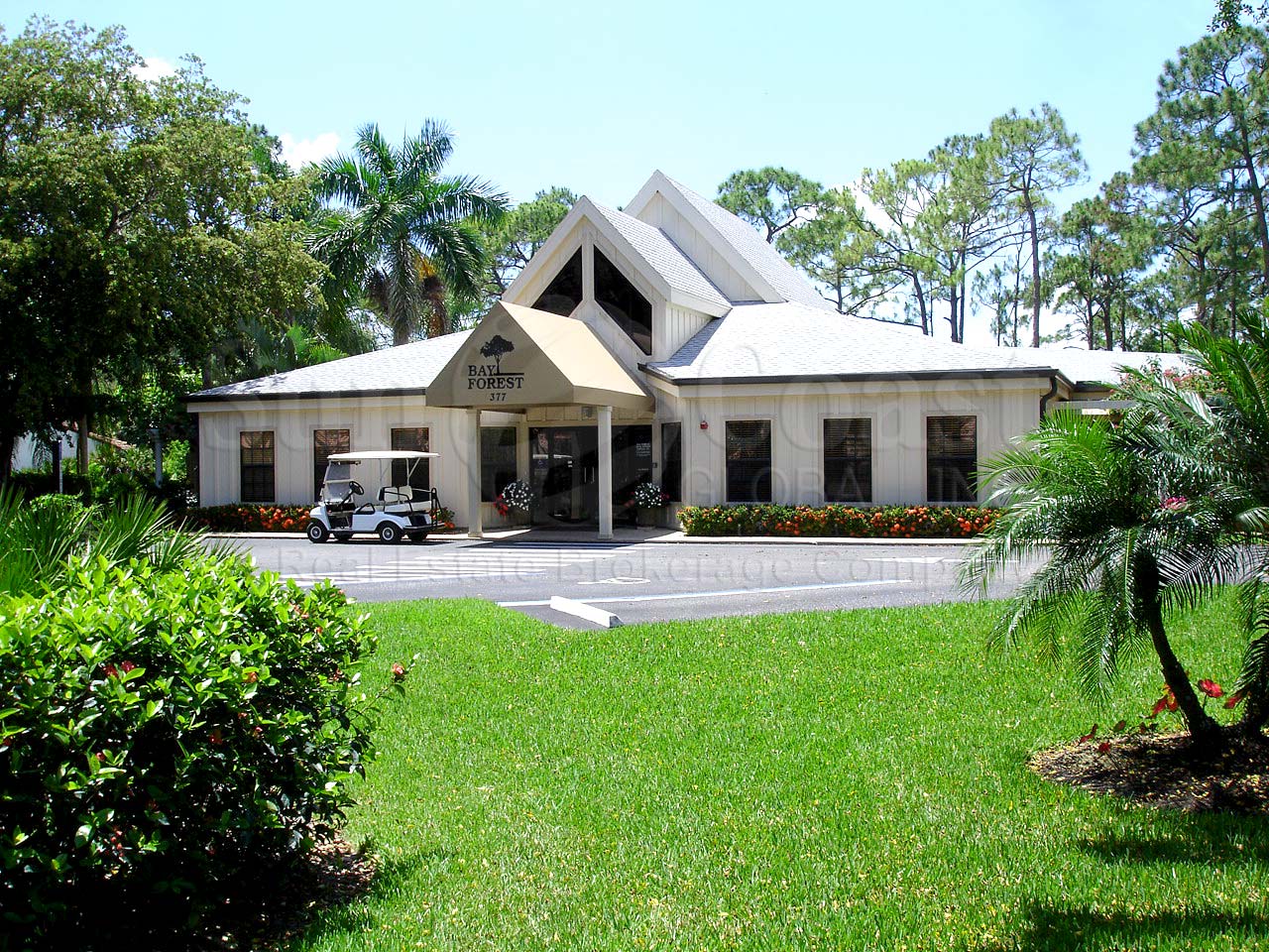 BAY FOREST Clubhouse
