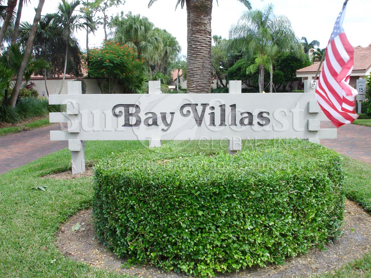 Bay Villas Signage