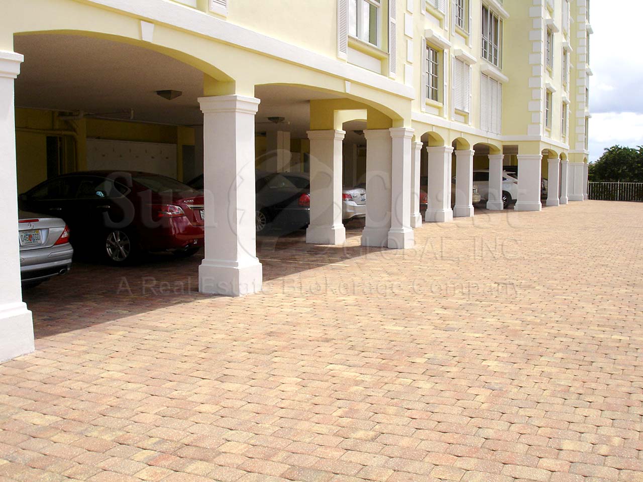 Boulevard Club Covered Parking