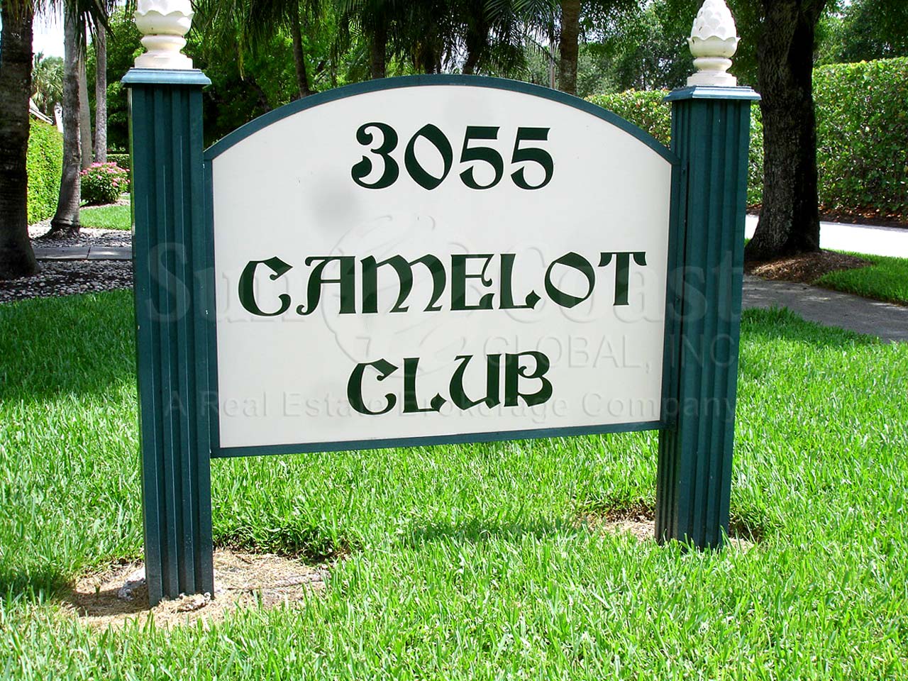 Camelot Club Signage