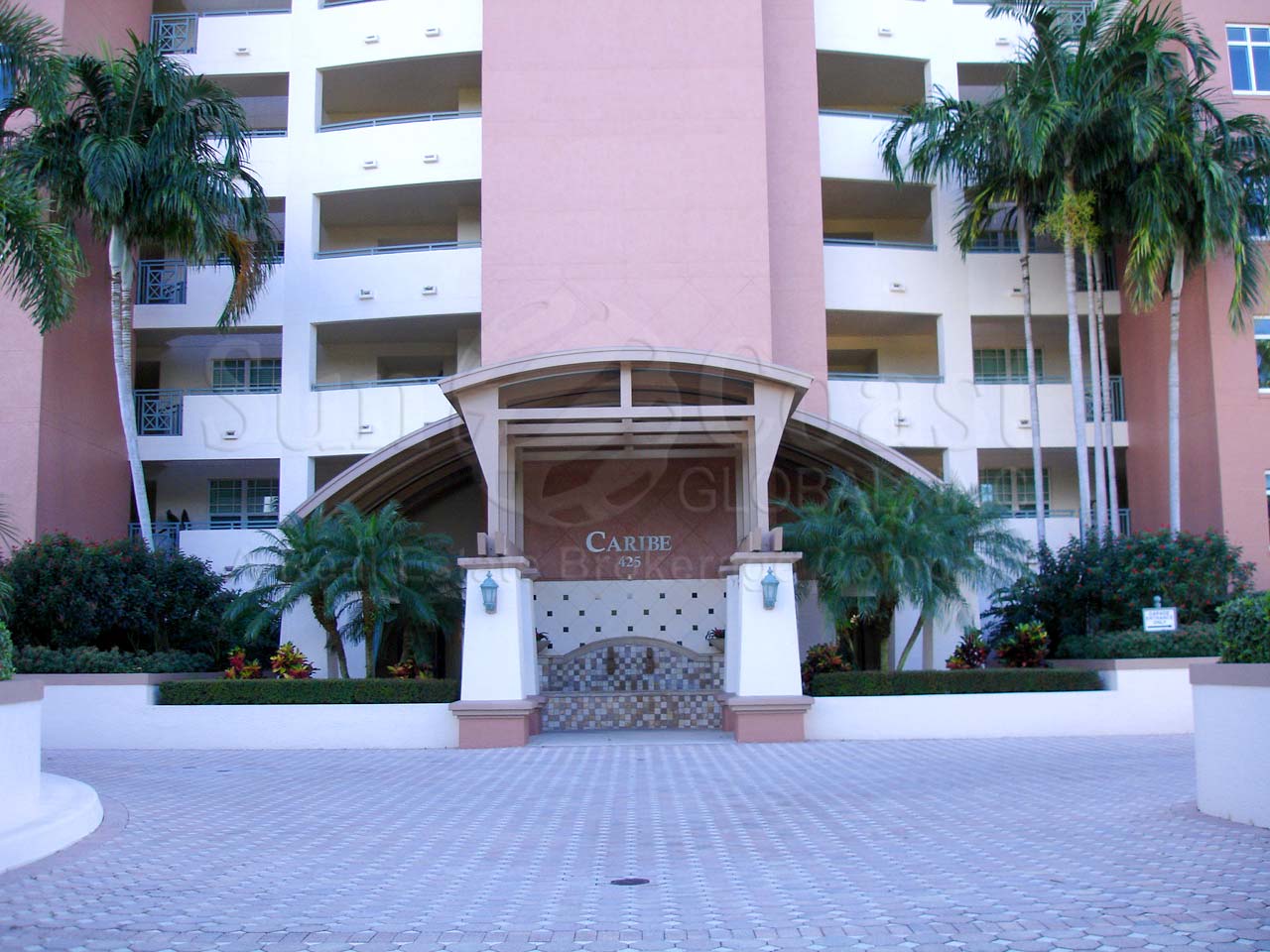 Caribe Entrance