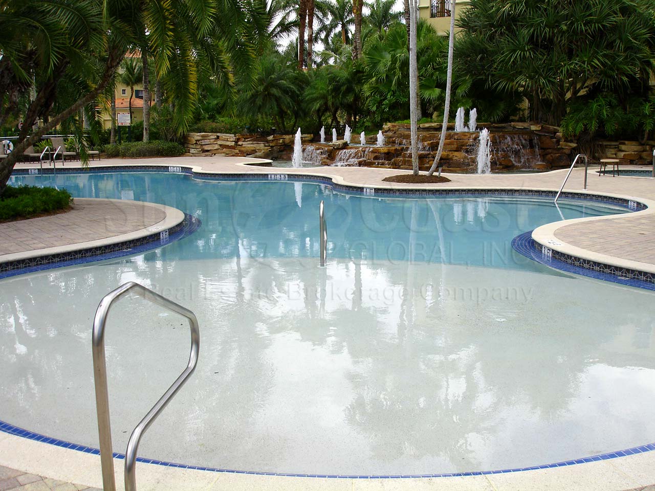 Castillo Community Pool