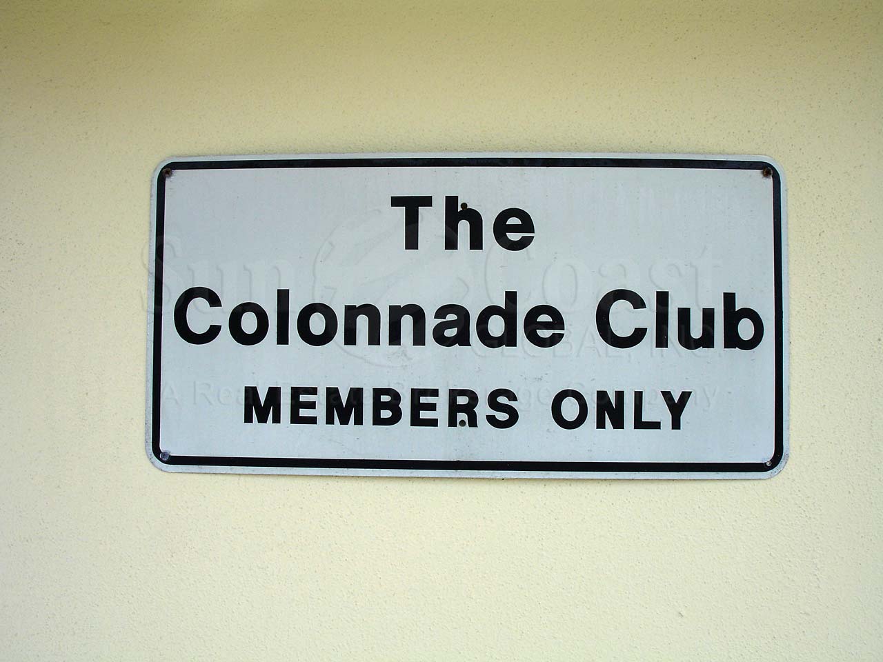 Colonnade Club Signage