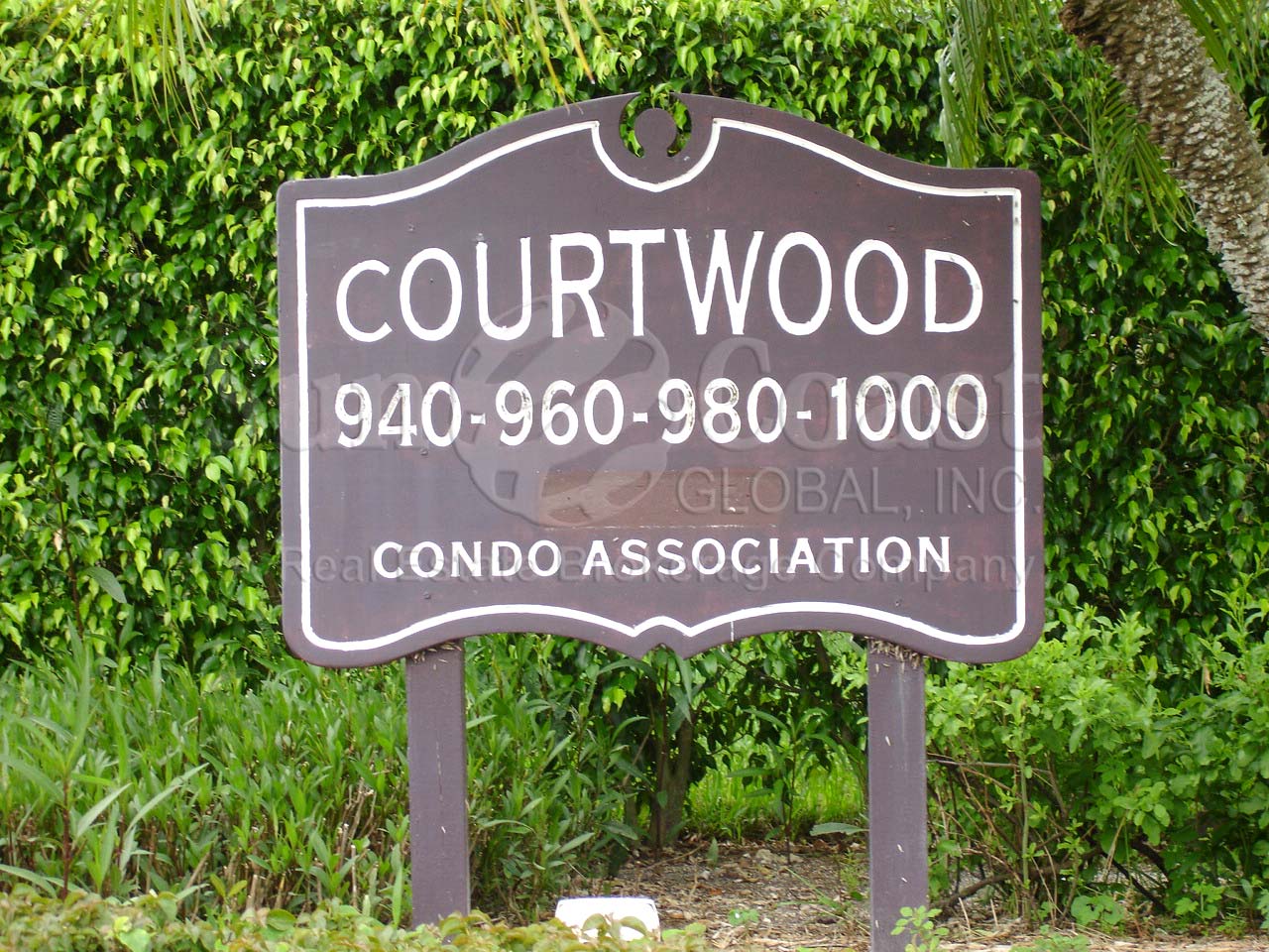 Courtwood Signage