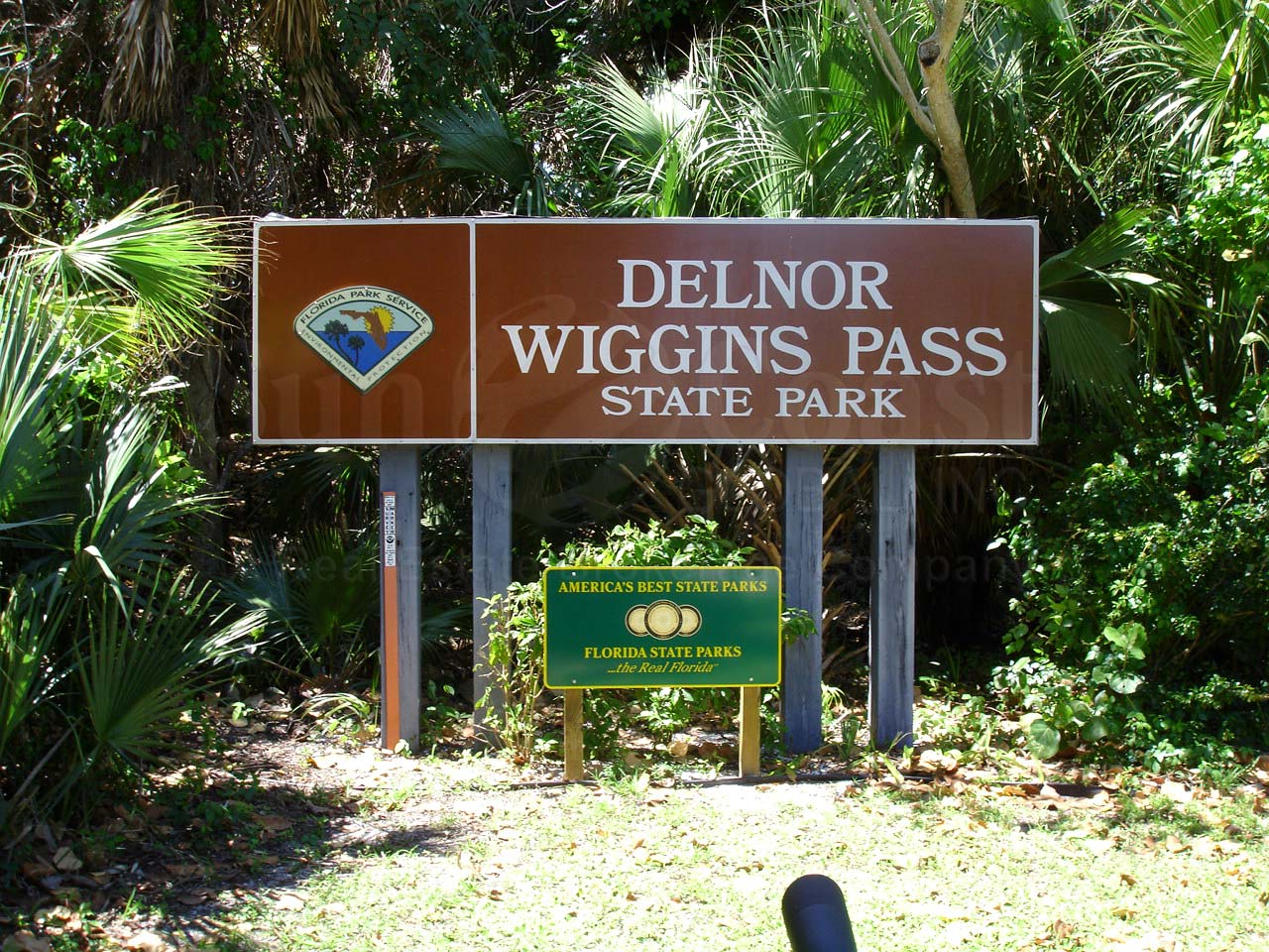 NAPLES NA01 GEO AREA Delnor Wiggins Pass Park Signage