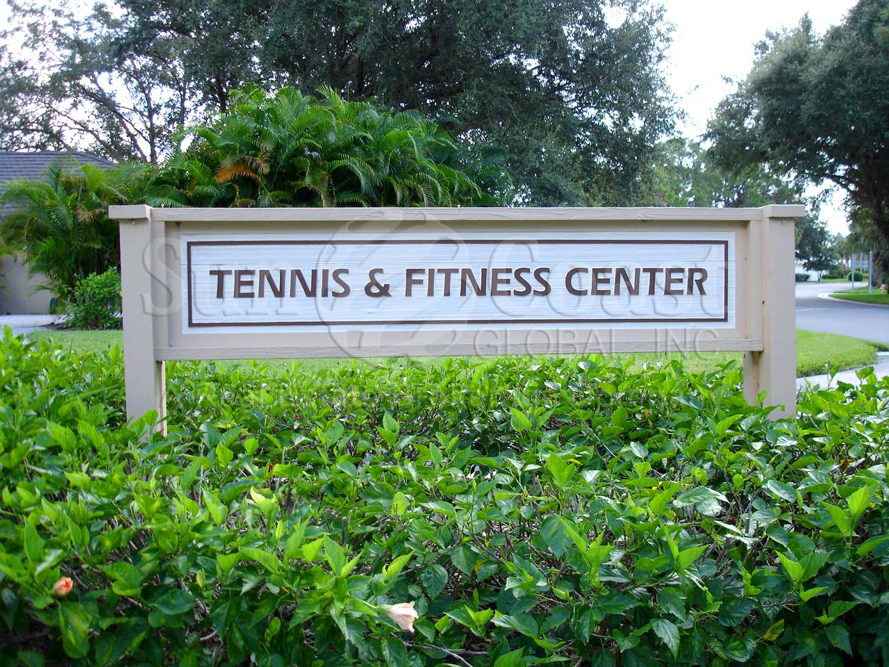 EAGLE CREEK tennis and fitness center