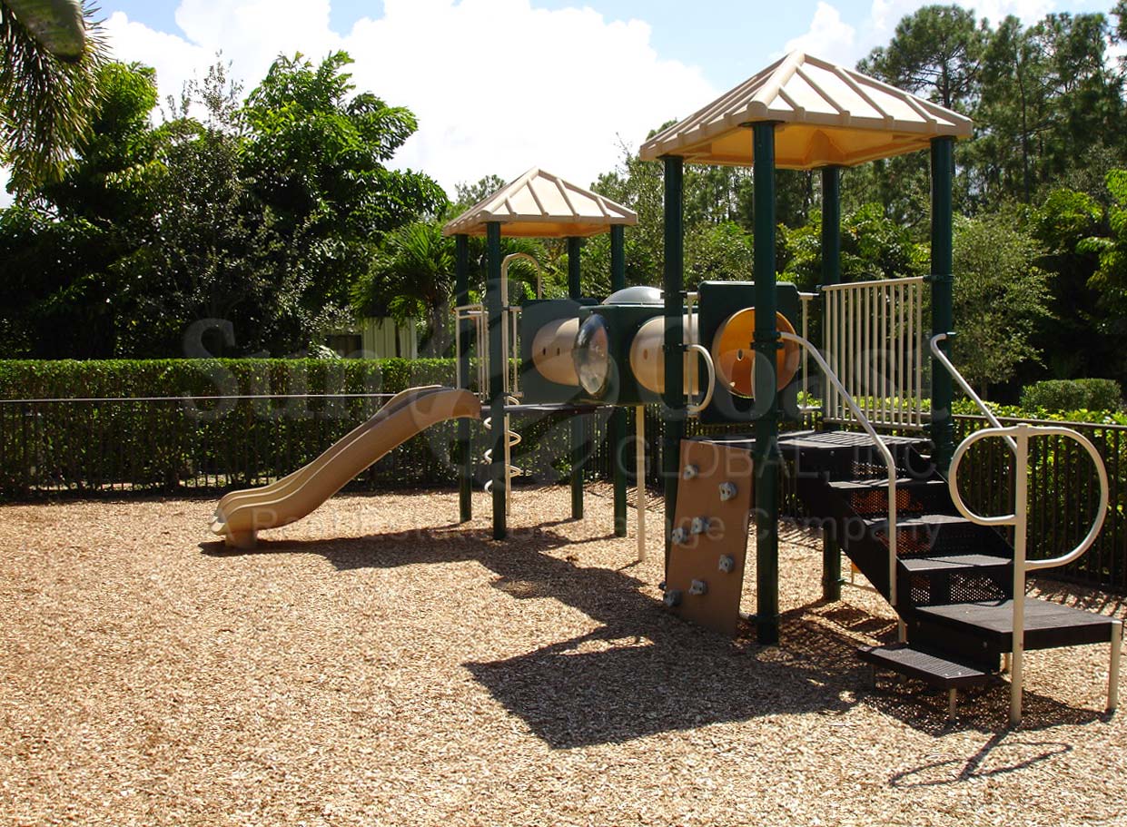 FIRANO AT NAPLES community center and play area