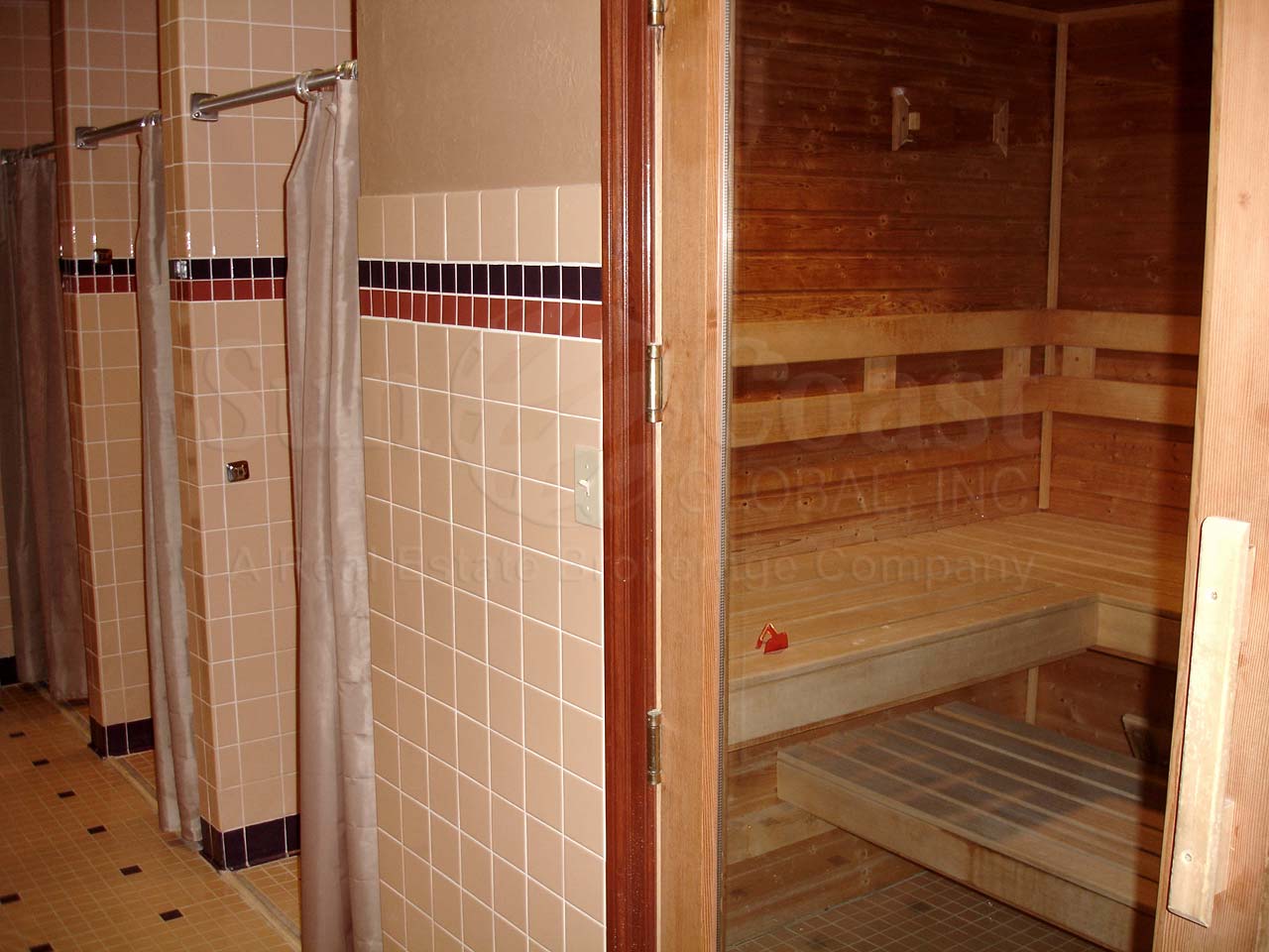 FOREST GLEN Golf and Country Club sauna