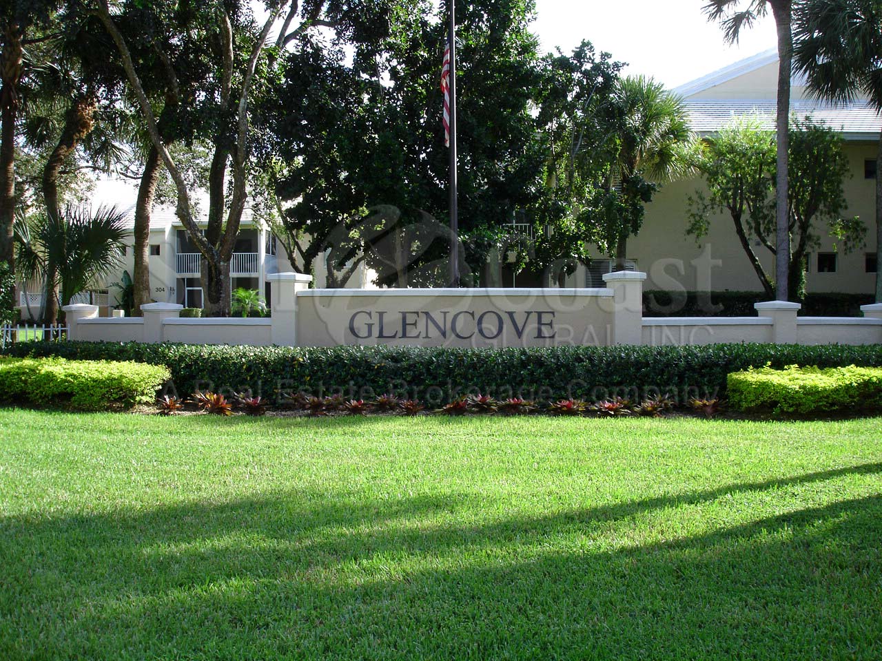 Glencove Signage