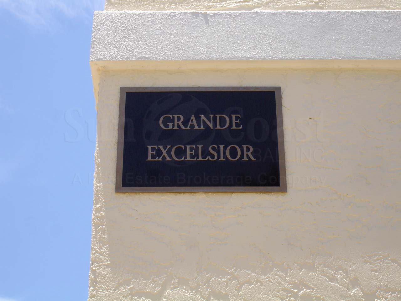Grande Excelsior Signage