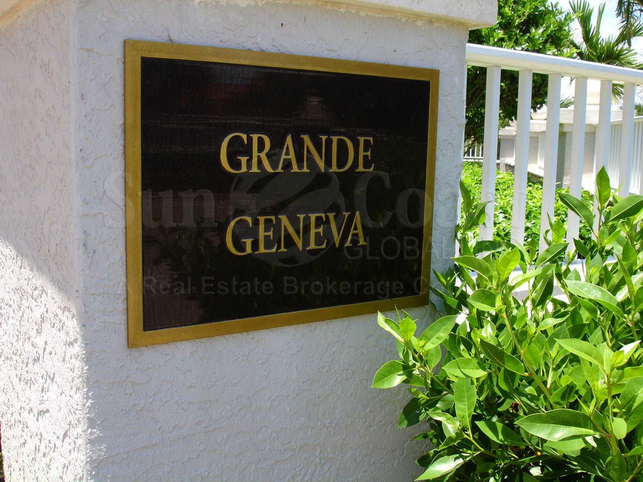 Grande Geneva Signage