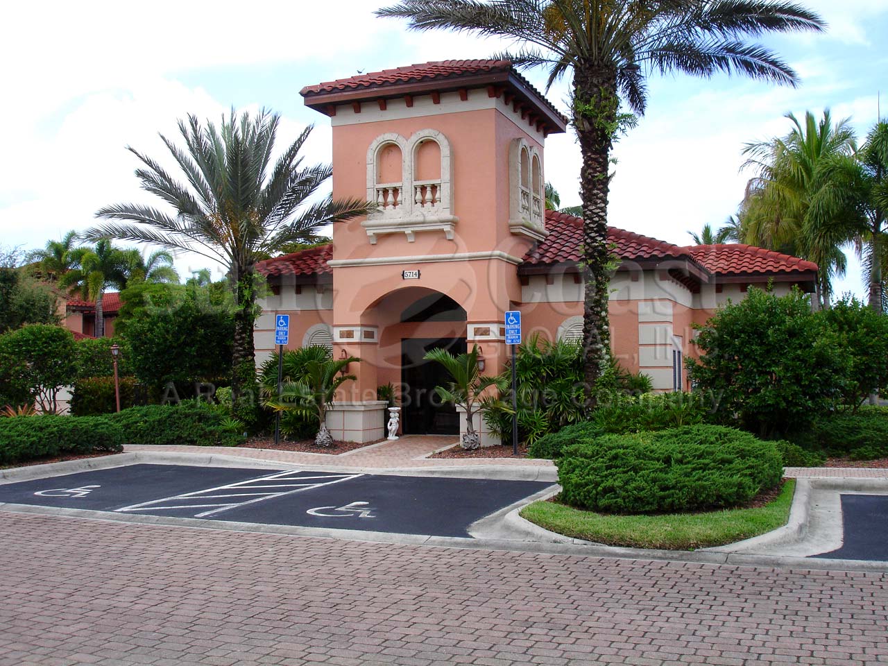 Grande Reserve clubhouse