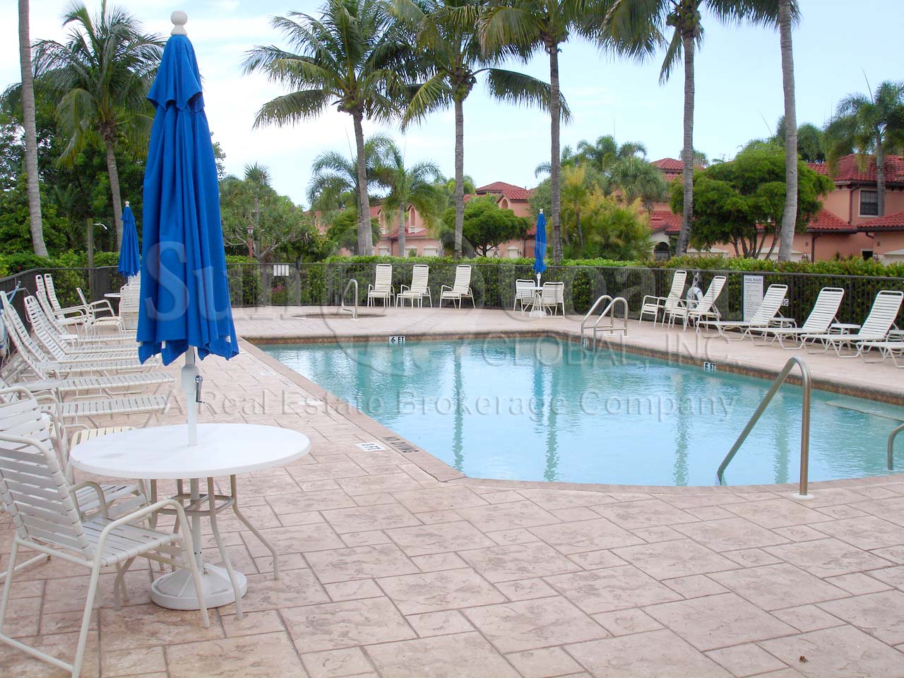 Grande Reserve community pool and spa
