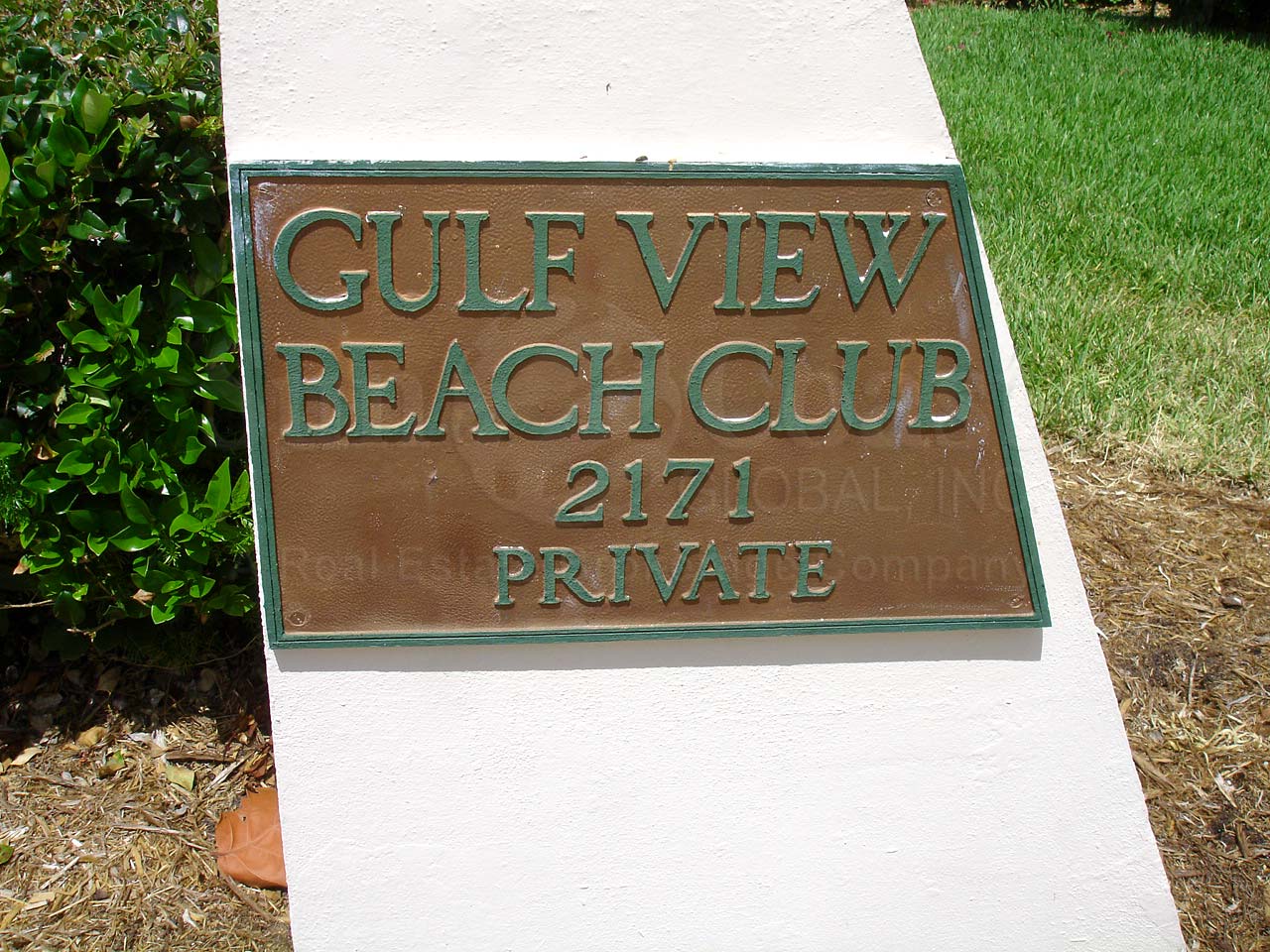 Gulf View Beach Club Signage