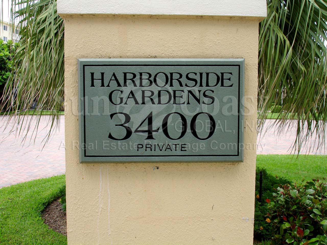 Harborside Gardens sign