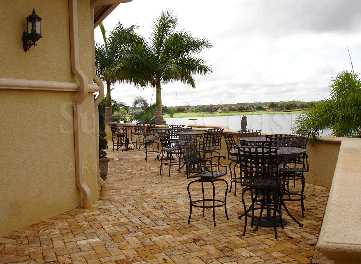 HERITAGE BAY Golf and Country Club outside dining
