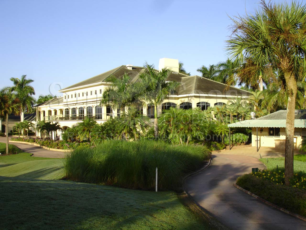 KENSINGTON Golf and Country Club