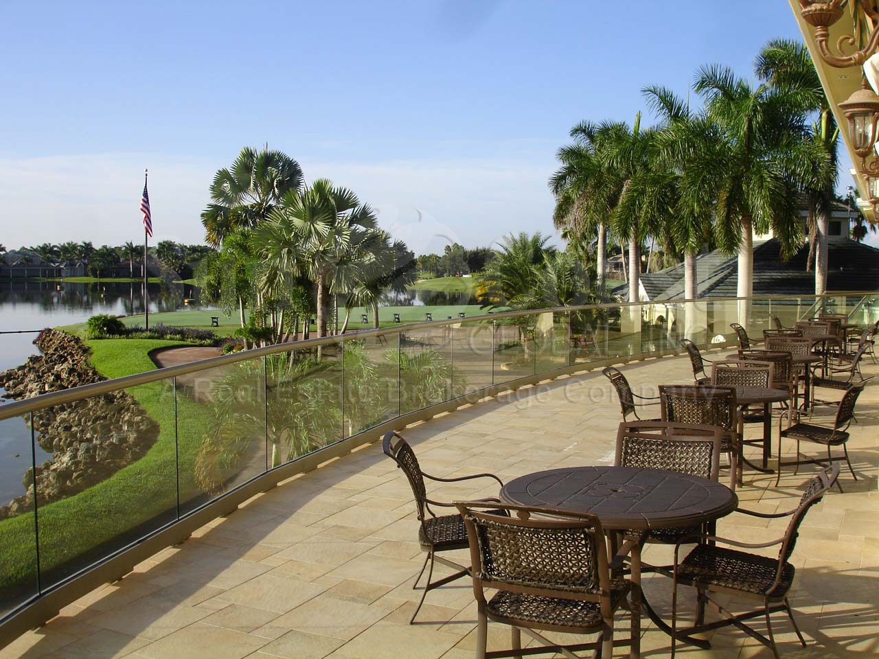 KENSINGTON Golf and Country Club dining