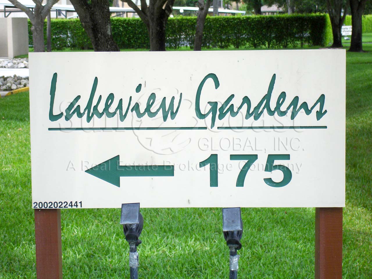 LAKEVIEW GARDENS Signage
