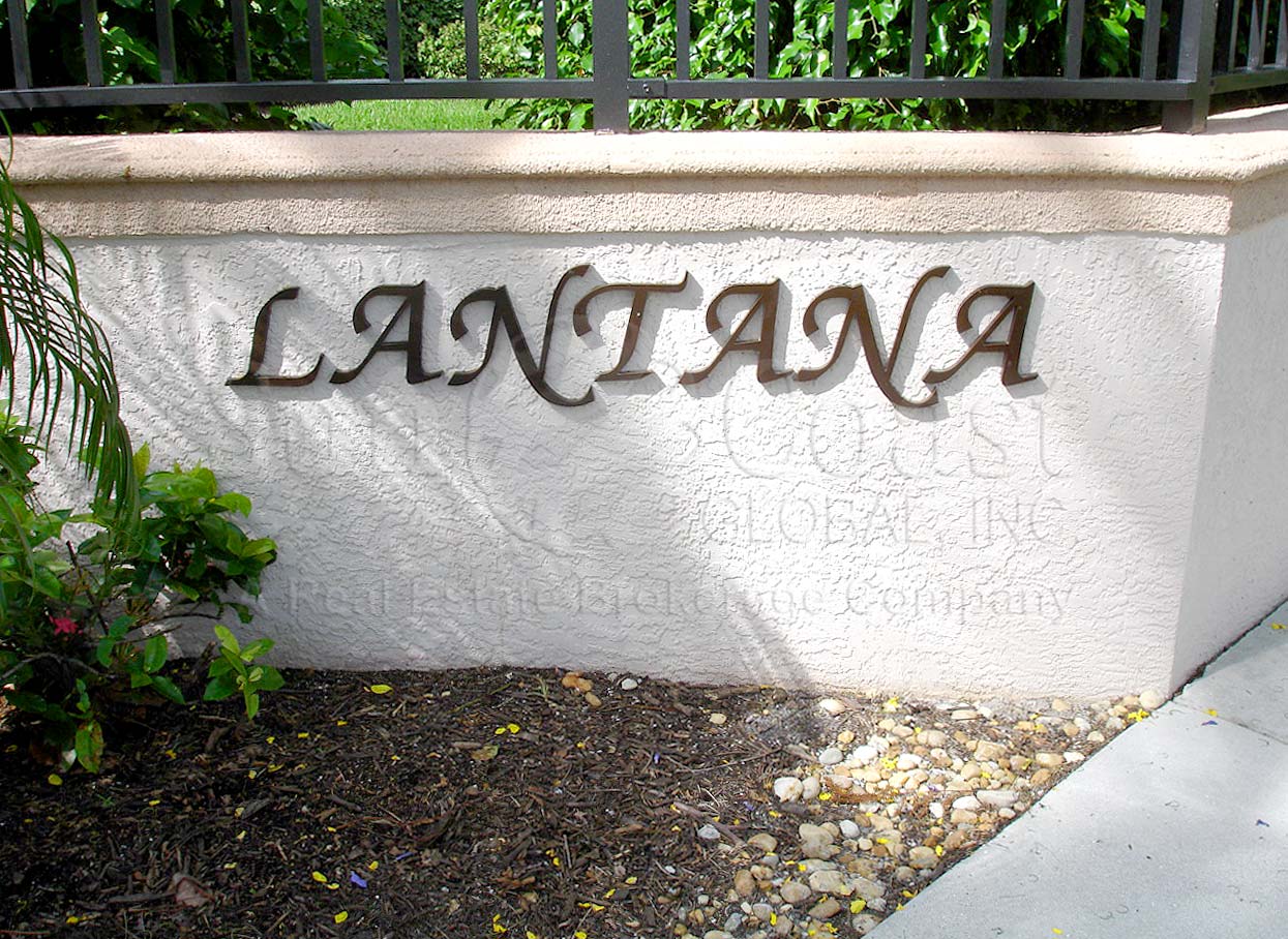 Lantana Signage