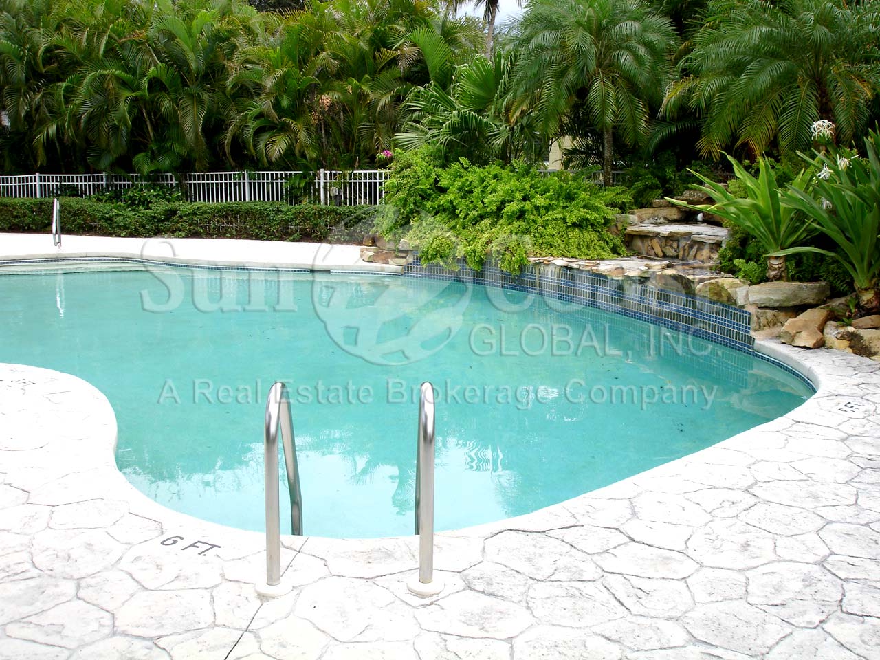 Leeward Cay Community Pool
