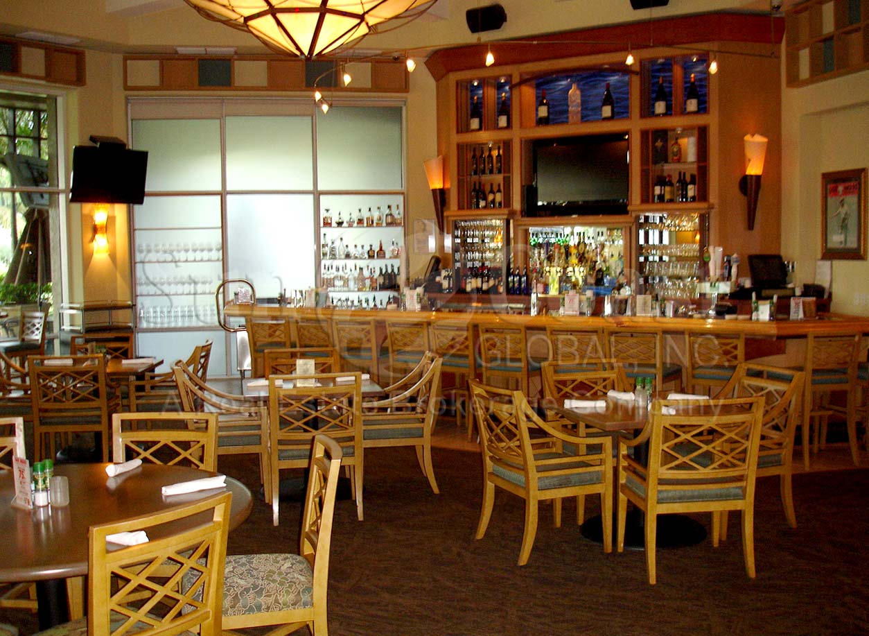 LELY RESORT - Mustang and Flamingo Island Public Golf Club bar area