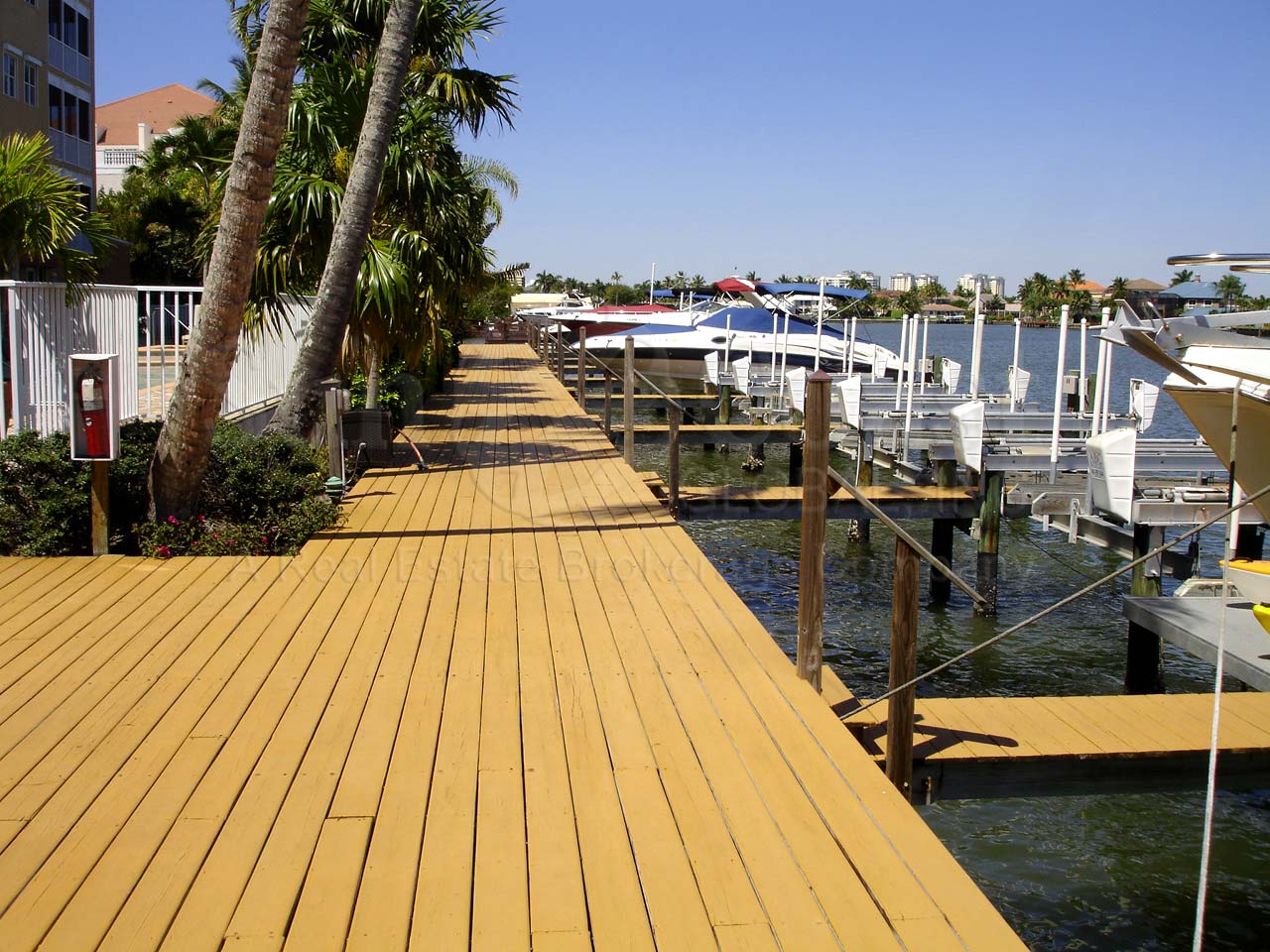 Manatee Resort Dock