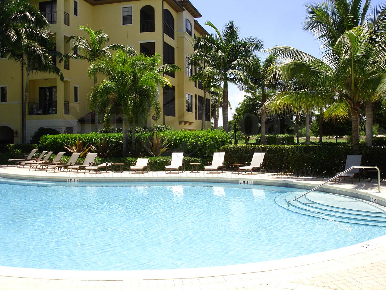 Marquesa Royale Community Pool and Sun Deck Furnishings