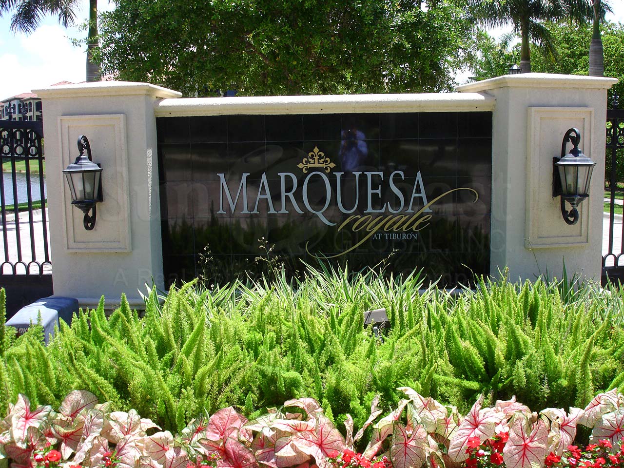 Marquesa Royale Signage