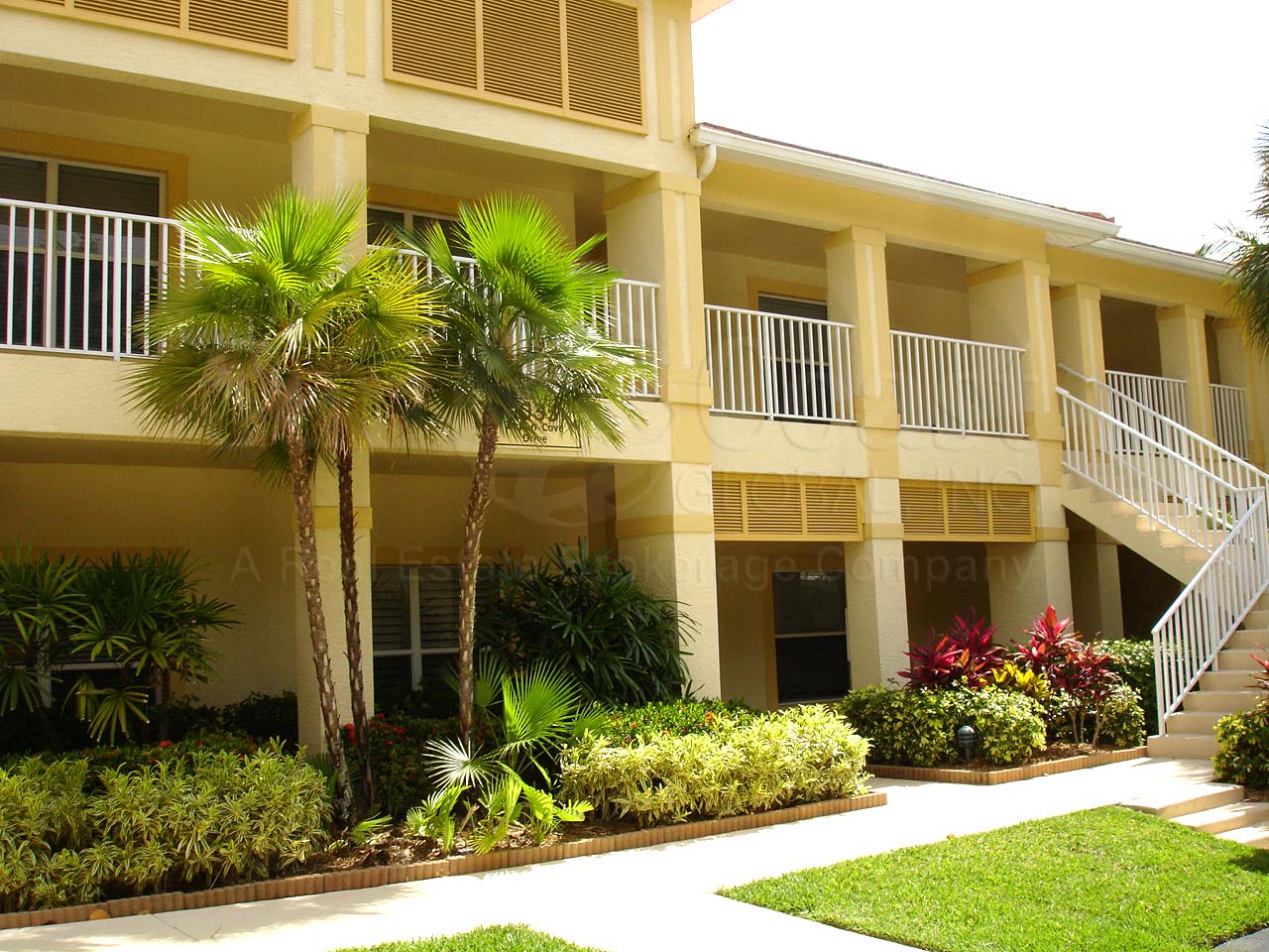 Martinique Condominiums