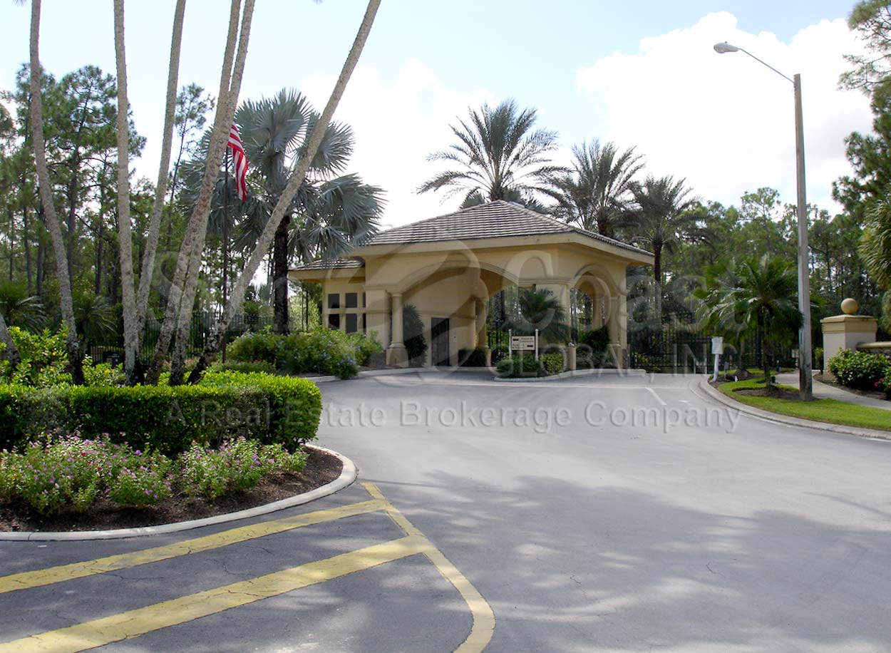 NAPLES HERITAGE 24 hour manned gated entrance with metal swing gate