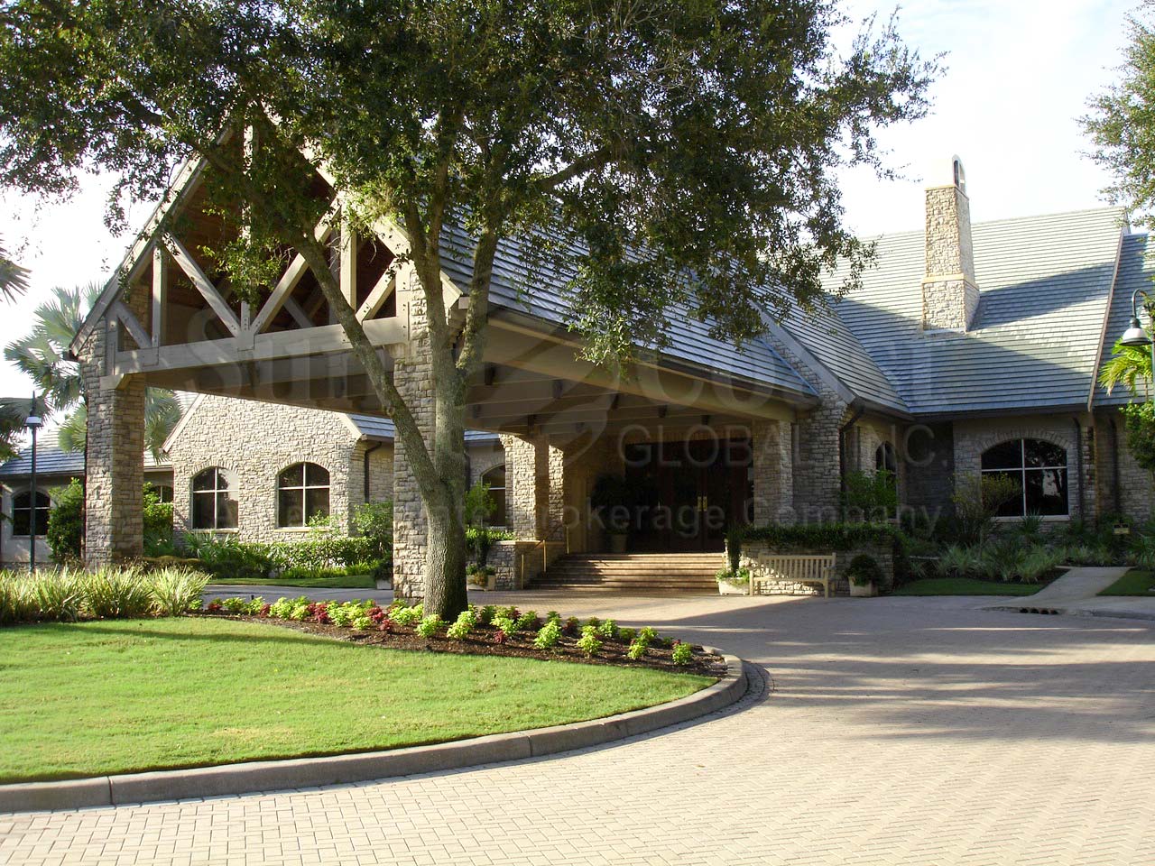 TWIN EAGLES Golf and Country Club