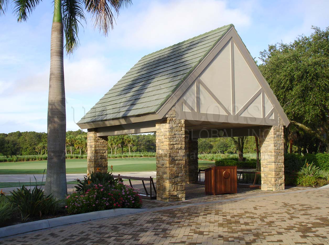 TWIN EAGLES Golf and Country Club 