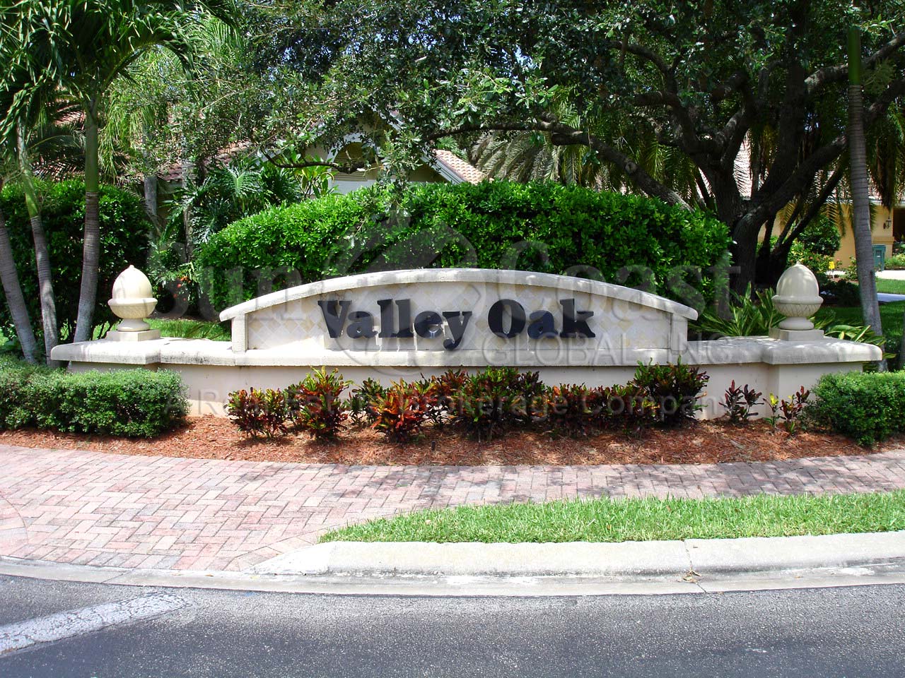 Valley Oak signage