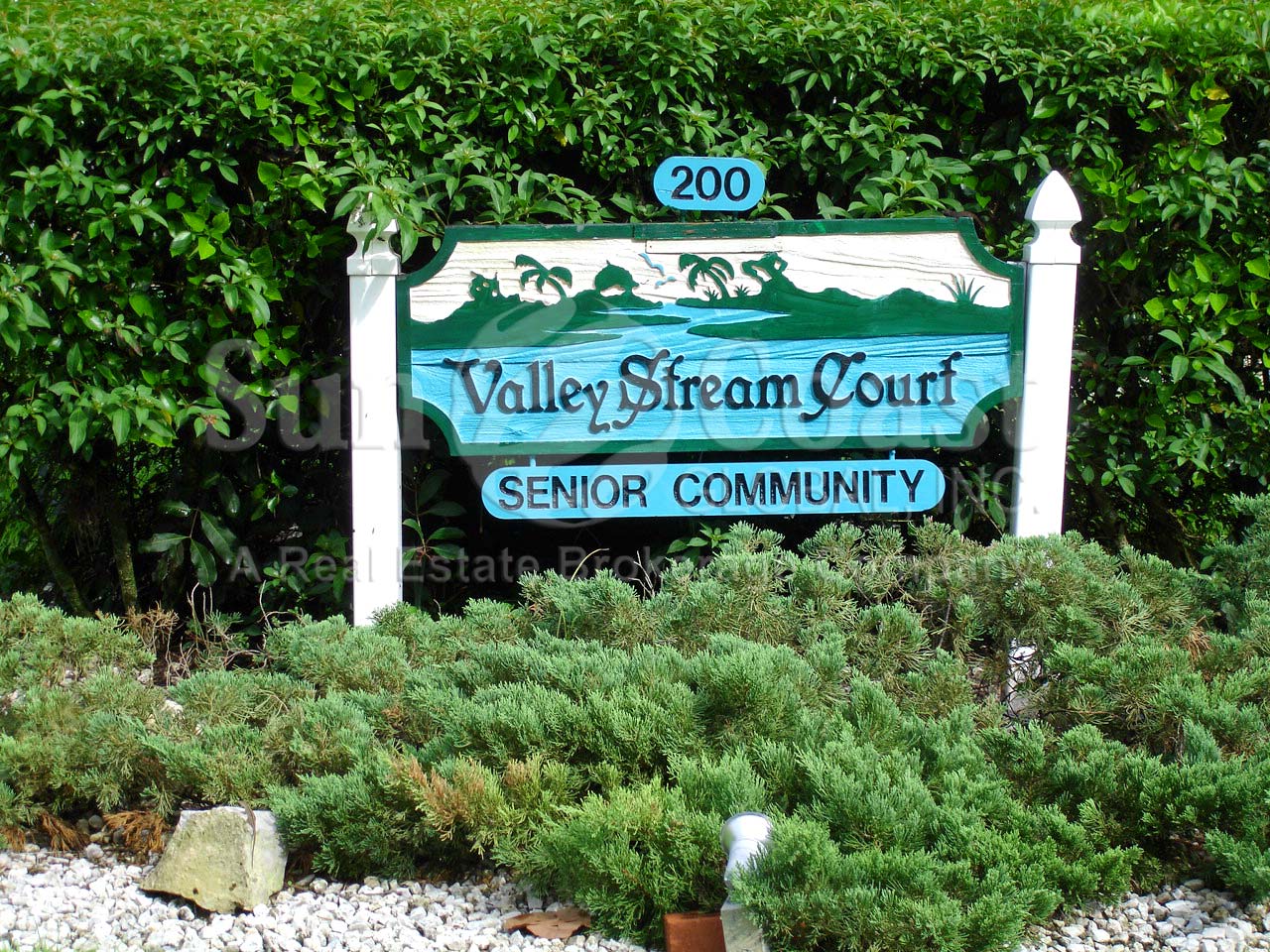 Valley Stream Court Signage
