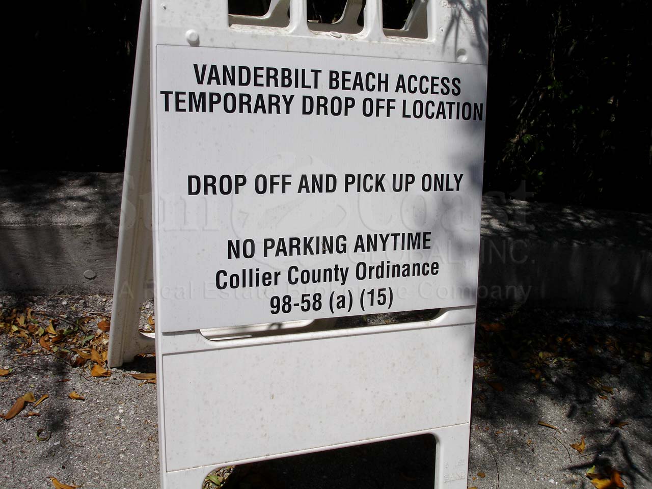 VANDERBILT BEACH Parking Signage