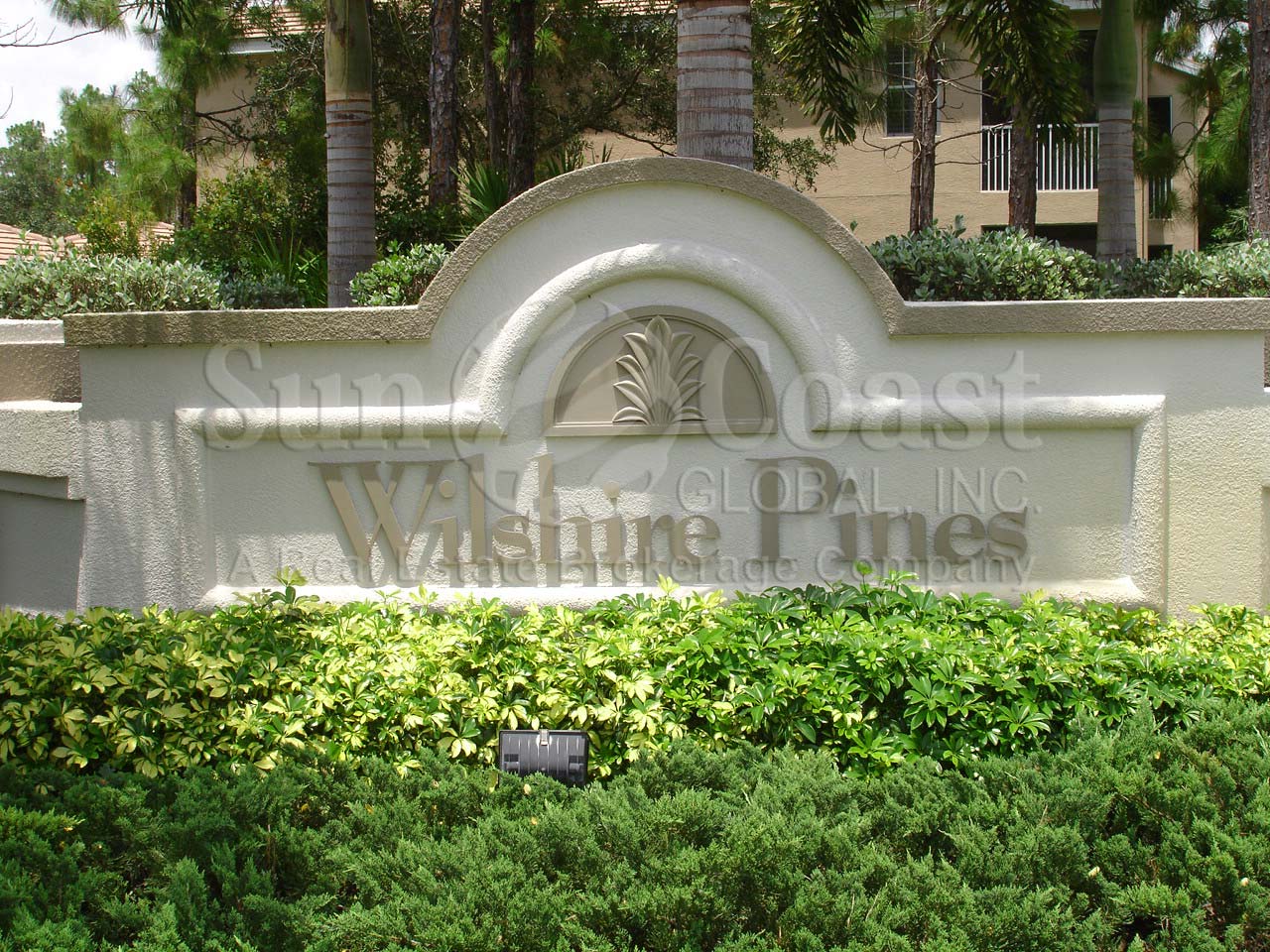 Wilshire Pines signage