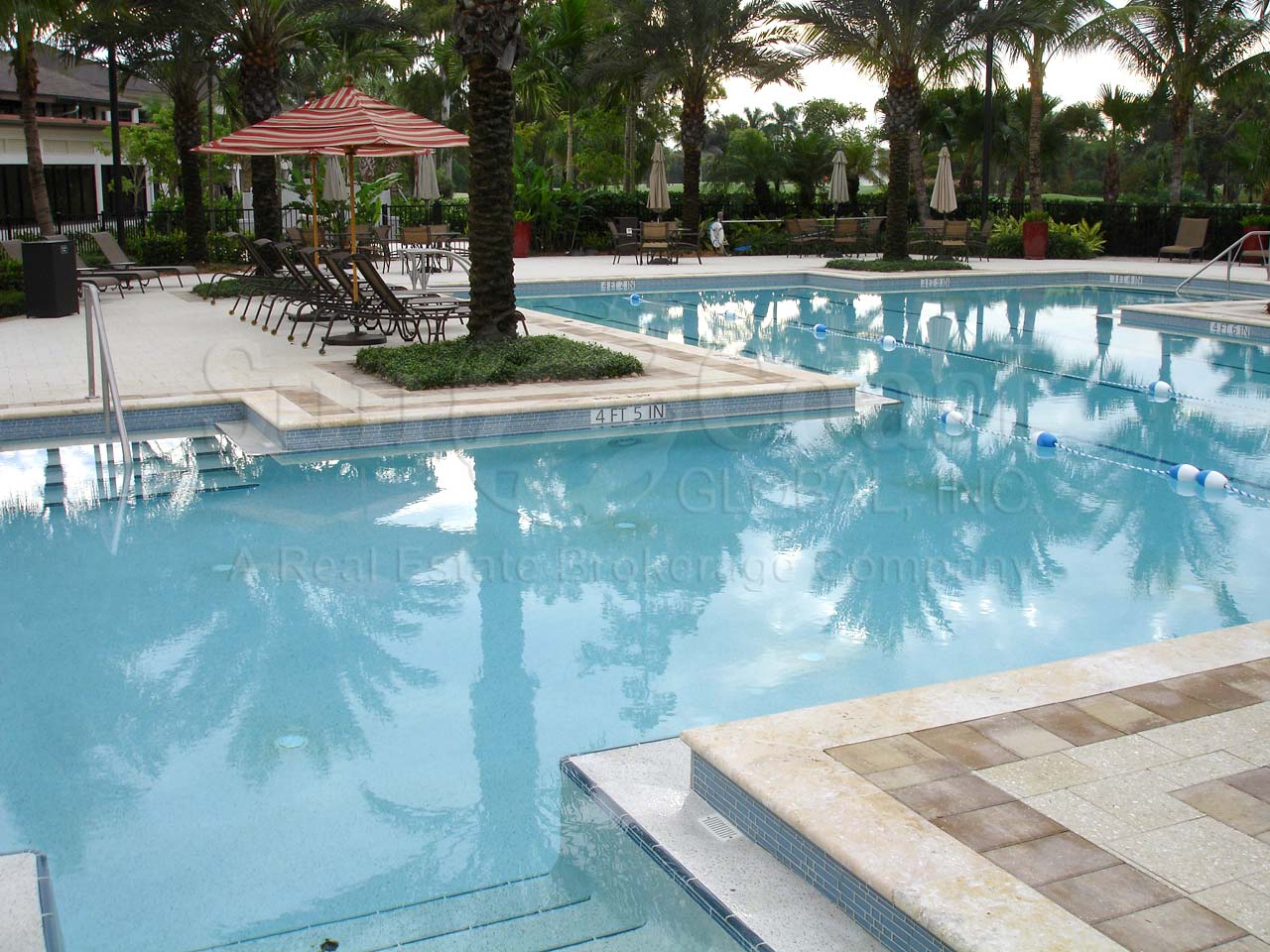 WYNDEMERE Golf and Country Club pool area