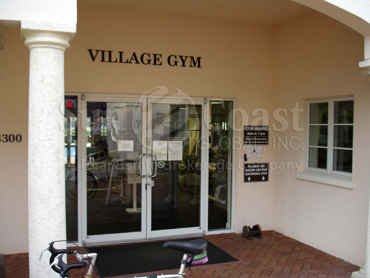 VILLAGE WALK Gym 