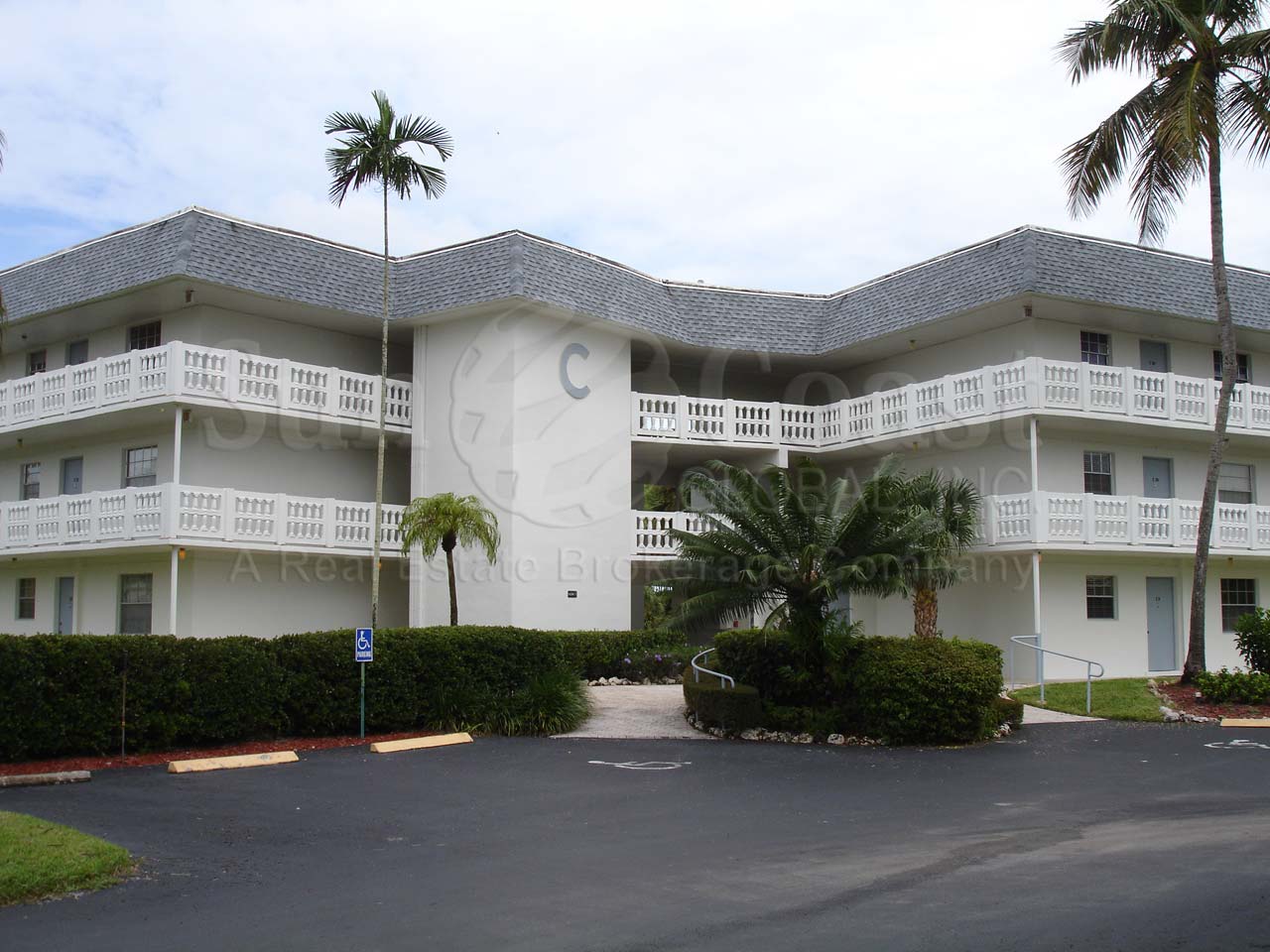 Vista Palms Condominiums