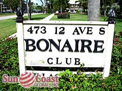 Bonaire Club Community Sign